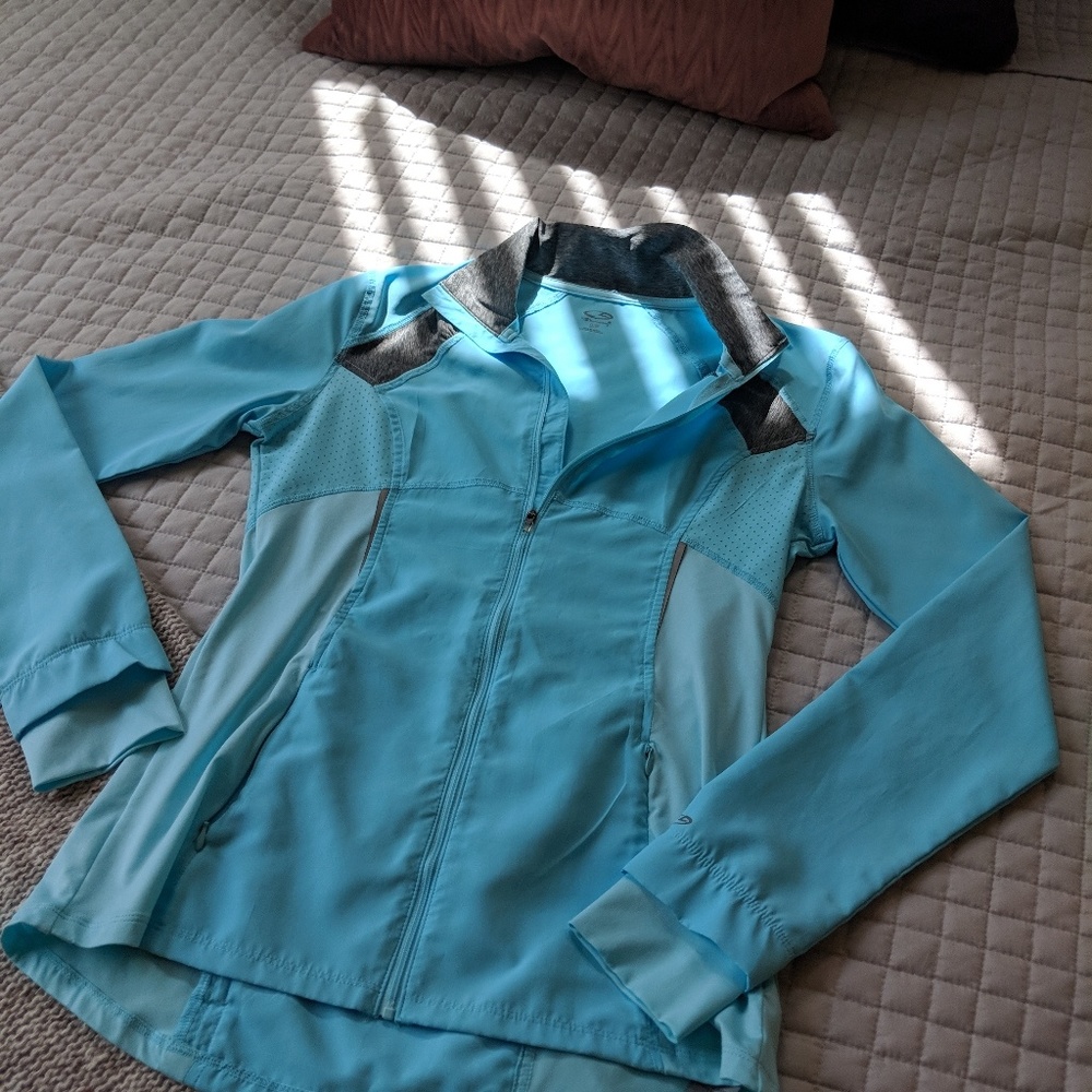 Running jacket - Picture 3 of 4